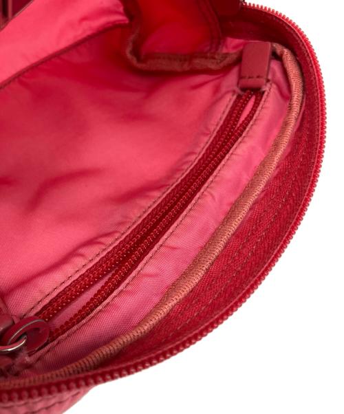 PRADA（プラダ）PRADA (プラダ) ハンドポーチ ピンクの古着・服飾アイテム