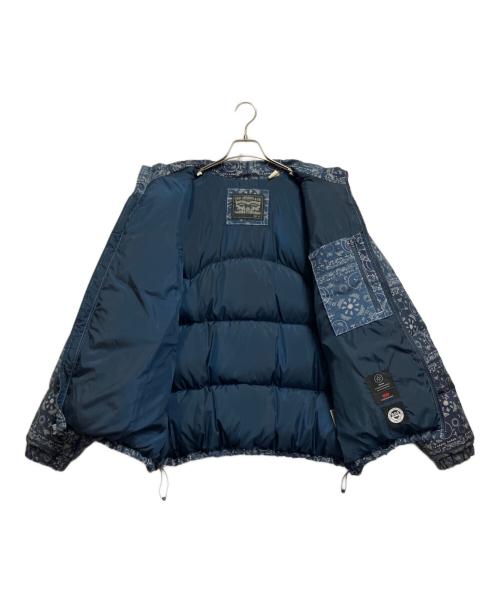 LEVI'S（リーバイス）LEVI'S (リーバイス) ダウンジャケット ブルー×ホワイト サイズ:Mの古着・服飾アイテム