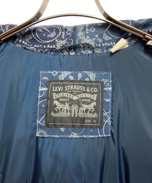 LEVI'S（リーバイス）LEVI'S (リーバイス) ダウンジャケット ブルー×ホワイト サイズ:Mの古着・服飾アイテム