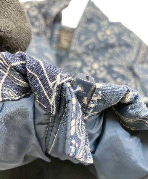 LEVI'S（リーバイス）LEVI'S (リーバイス) ダウンジャケット ブルー×ホワイト サイズ:Mの古着・服飾アイテム