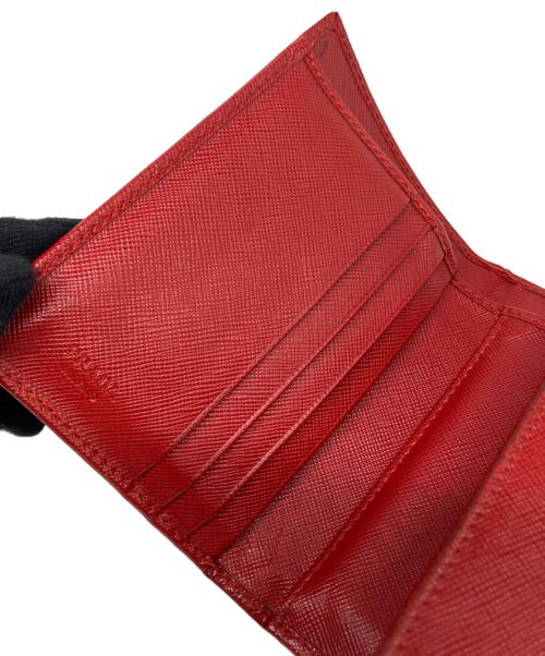 PRADA（プラダ）PRADA (プラダ) 3つ折り財布 レッドの古着・服飾アイテム