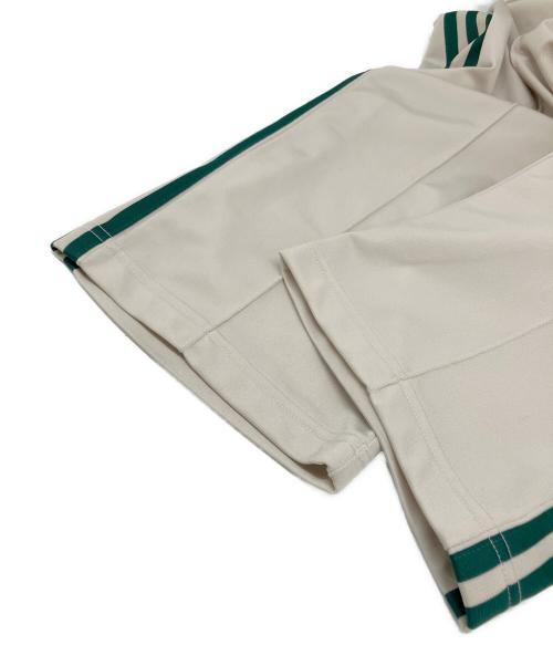 adidas（アディダス）adidas (アディダス) CLASSIC TRACKPANT（クラシック トラックパンツ） ベージュ×グリーン サイズ:ASIA A/XS / KR XS / J XSの古着・服飾アイテム