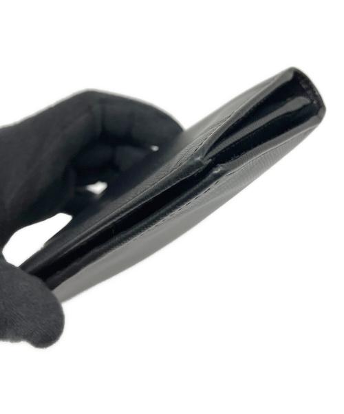 PRADA（プラダ）PRADA (プラダ) サフィアーノトライアングルウォレット ブラックの古着・服飾アイテム