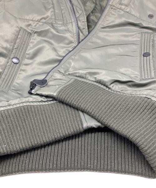 ALPHAINDUSTRIES（アルファインダストリーズ）ALPHAINDUSTRIES (アルファインダストリーズ) フライトジャケット カーキ サイズ:SIZE Mの古着・服飾アイテム