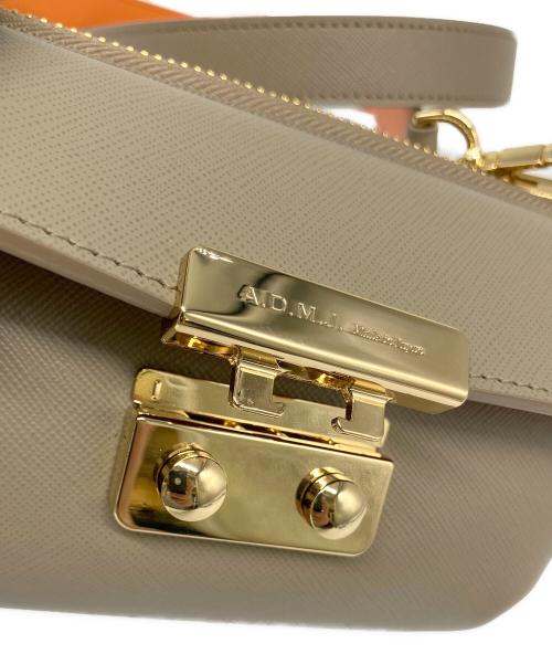 A.D.M.J.（エーディーエムジェイ）A.D.M.J. (エーディーエムジェイ) ウォレットショルダーバッグ グレージュの古着・服飾アイテム