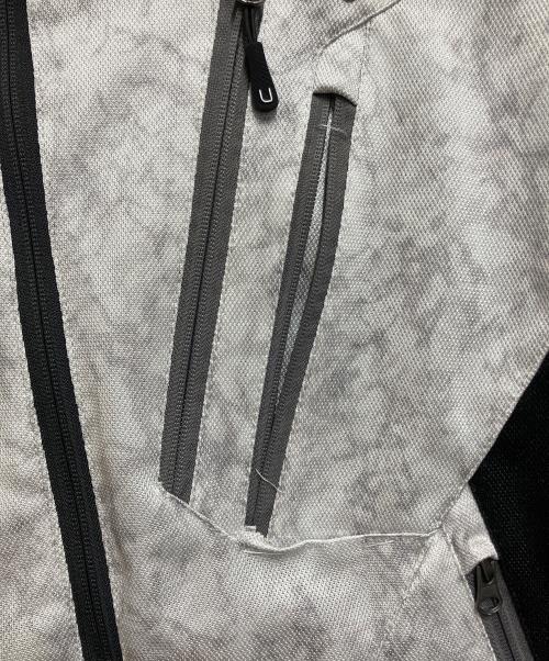 Urbanism（アーバニズム）Urbanism (アーバニズム) トレーニングウェア ライトグレー×ブラック サイズ:SIZE Mの古着・服飾アイテム