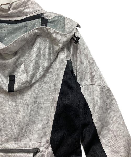 Urbanism（アーバニズム）Urbanism (アーバニズム) トレーニングウェア ライトグレー×ブラック サイズ:SIZE Mの古着・服飾アイテム
