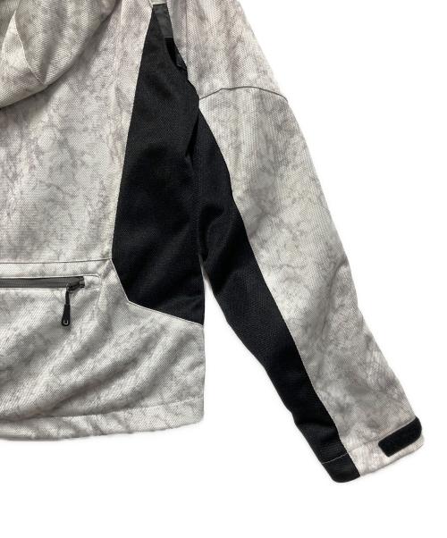 Urbanism（アーバニズム）Urbanism (アーバニズム) トレーニングウェア ライトグレー×ブラック サイズ:SIZE Mの古着・服飾アイテム