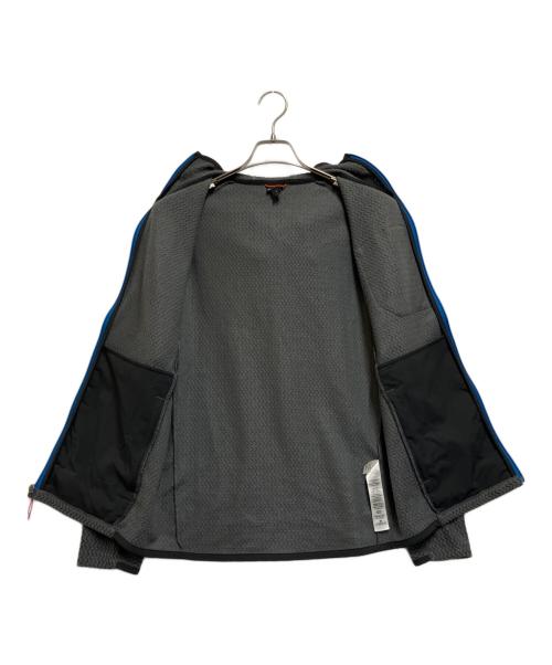 Patagonia（パタゴニア）Patagonia (パタゴニア) R1エア・フルジップ・フーディ グレー サイズ:Sの古着・服飾アイテム