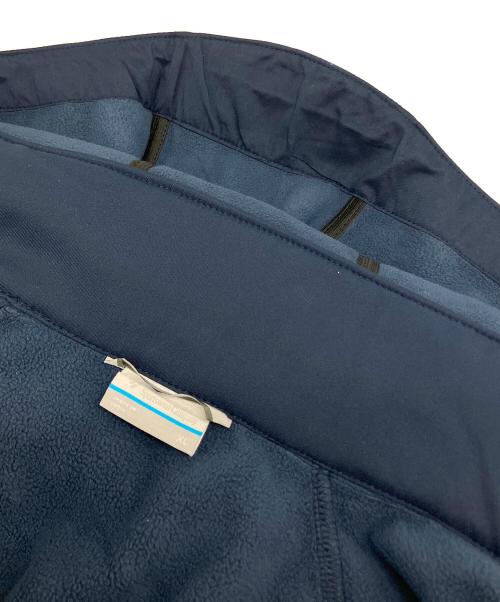 Columbia（コロンビア）Columbia (コロンビア) Cascade Ridge™ III Softshell（カスケードリッジIIIソフトシェル） ネイビー サイズ:XLの古着・服飾アイテム
