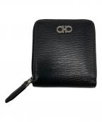 Salvatore Ferragamoサルヴァトーレ フェラガモ）の古着「二つ折り財布」｜ブラック