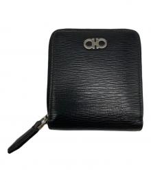 Salvatore Ferragamo（サルヴァトーレ フェラガモ）の古着「二つ折り財布」｜ブラック