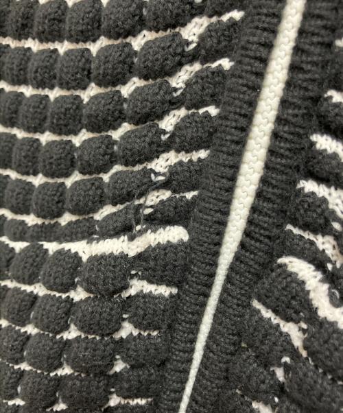 1PIU1UGUALE3 RELAX（ウノピゥウノウグァーレトレ リラックス）1PIU1UGUALE3 RELAX (ウノピゥウノウグァーレトレ リラックス) ビッグワッフルジップパーカー ブラック×ホワイト サイズ:JP XL / EU L / IT 50の古着・服飾アイテム