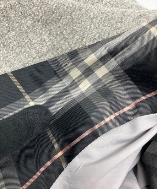 BURBERRY LONDON BLUE LABEL（バーバリーロンドンブルーレーベル）BURBERRY LONDON BLUE LABEL (バーバリーロンドンブルーレーベル) トレンチコート グレー サイズ:40の古着・服飾アイテム