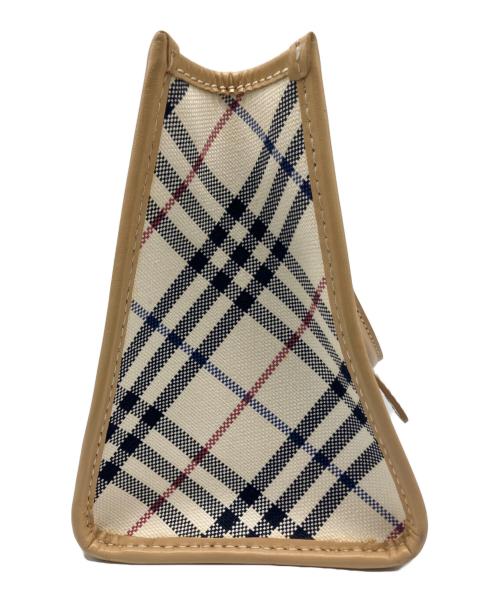 BURBERRY BLUE LABEL（バーバリー ブルー レーベル）BURBERRY BLUE LABEL (バーバリー ブルー レーベル) ノバチェックハンドバッグ ホワイト×ベージュの古着・服飾アイテム