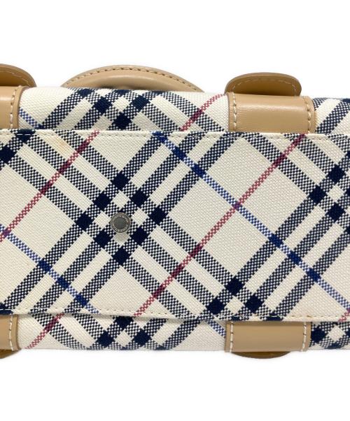 BURBERRY BLUE LABEL（バーバリー ブルー レーベル）BURBERRY BLUE LABEL (バーバリー ブルー レーベル) ノバチェックハンドバッグ ホワイト×ベージュの古着・服飾アイテム