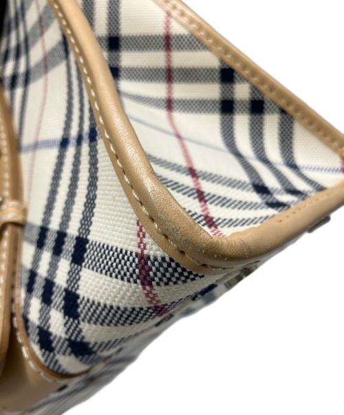 BURBERRY BLUE LABEL（バーバリー ブルー レーベル）BURBERRY BLUE LABEL (バーバリー ブルー レーベル) ノバチェックハンドバッグ ホワイト×ベージュの古着・服飾アイテム