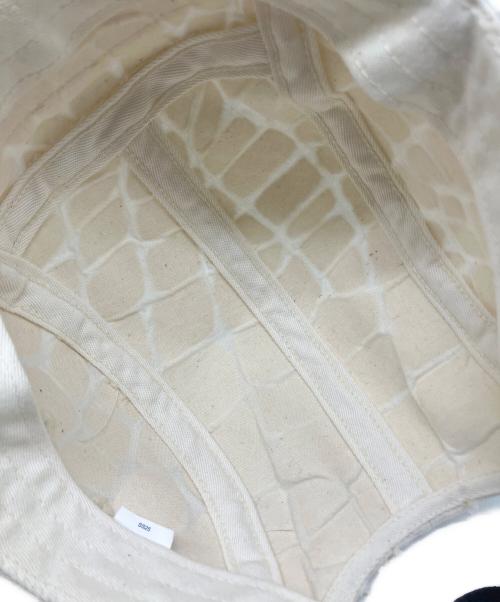 SUPREME（シュプリーム）Supreme (シュプリーム) Frayed Croc Denim Camp Cap（フレイド クロコ デニムキャップ） アイボリーの古着・服飾アイテム