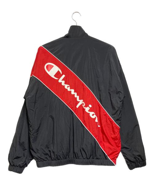 Champion（チャンピオン）Champion (チャンピオン) ナイロンジャケット レッド×ブラック サイズ:Lの古着・服飾アイテム