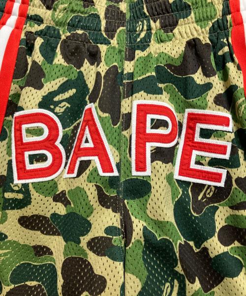 A BATHING APE（ア ベイシング エイプ）A BATHING APE (ア ベイシング エイプ) Basketball Shorts グリーン×レッド サイズ:Mの古着・服飾アイテム