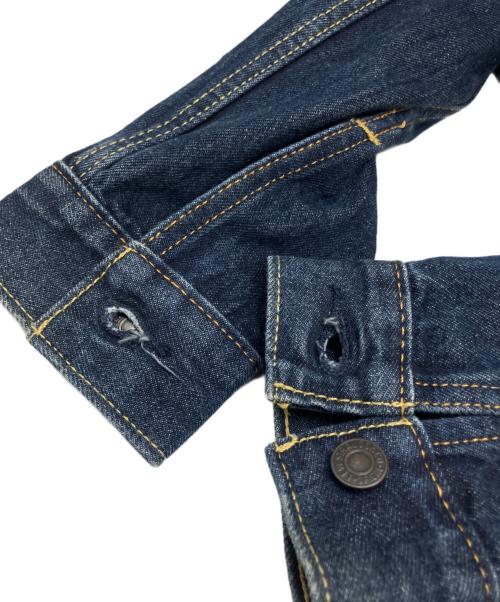 LEVI'S（リーバイス）LEVI'S (リーバイス) トラッカージャケット インディゴ サイズ:Mの古着・服飾アイテム