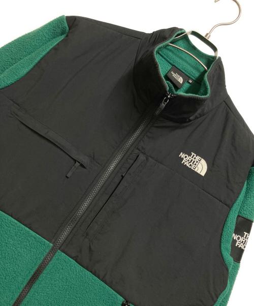 THE NORTH FACE（ザ ノース フェイス）THE NORTH FACE (ザ ノース フェイス) Denali Jacket（デナリジャケット） グリーン×ブラック サイズ:Mの古着・服飾アイテム