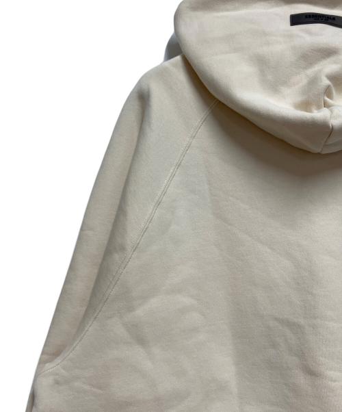 FOG ESSENTIALS（フィアオブゴッド エッセンシャル）FOG ESSENTIALS (フィアオブゴッド エッセンシャル) パーカー ベージュ サイズ:SIZE XLの古着・服飾アイテム