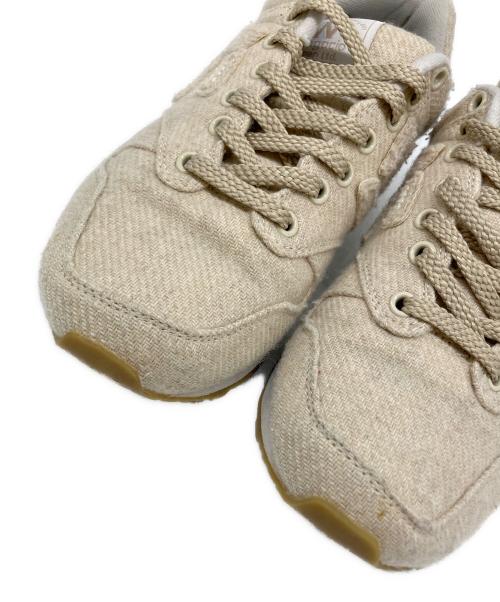 via SANGACIO（ヴィア・サンガチオ）via SANGACIO (ヴィア・サンガチオ) ローカットスニーカー ベージュ サイズ:US 6の古着・服飾アイテム