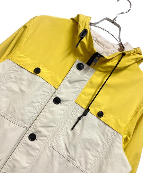 COACH（コーチ）COACH (コーチ) マウンテンパーカー イエロー×ベージュ サイズ:Sの古着・服飾アイテム