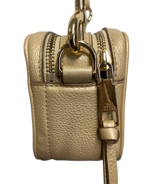 MARC JACOBS（マークジェイコブズ）MARC JACOBS (マークジェイコブズ) THE SOFTSHOT PEARLIZED（ソフトショット パーライズド） ベージュの古着・服飾アイテム