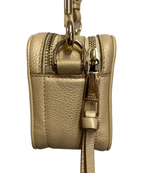 MARC JACOBS（マークジェイコブズ）MARC JACOBS (マークジェイコブズ) THE SOFTSHOT PEARLIZED（ソフトショット パーライズド） ベージュの古着・服飾アイテム