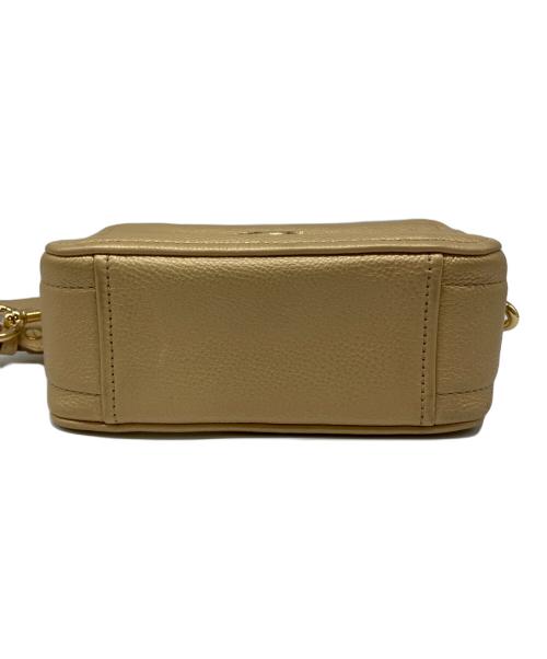 MARC JACOBS（マークジェイコブズ）MARC JACOBS (マークジェイコブズ) THE SOFTSHOT PEARLIZED（ソフトショット パーライズド） ベージュの古着・服飾アイテム