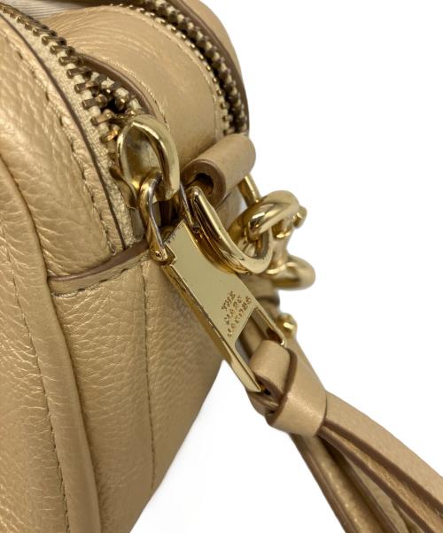 MARC JACOBS（マークジェイコブズ）MARC JACOBS (マークジェイコブズ) THE SOFTSHOT PEARLIZED（ソフトショット パーライズド） ベージュの古着・服飾アイテム