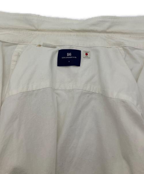 LEVI'S（リーバイス）LEVI'S (リーバイス) 長袖シャツ ホワイト サイズ:Sの古着・服飾アイテム