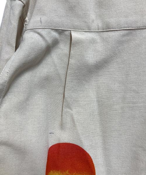 MAKANA LEI（マカナレイ）MAKANA LEI (マカナレイ) 長袖シャツ ベージュ サイズ:Lの古着・服飾アイテム