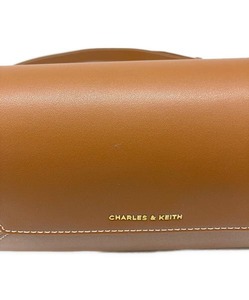 CHARLES & KEITH（チャールズアンドキース）CHARLES & KEITH (チャールズアンドキース) ショルダーバッグ ブラウンの古着・服飾アイテム