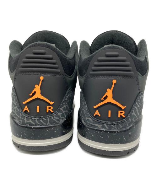NIKE（ナイキ）NIKE (ナイキ) Air Jordan 3 Retro（エアジョーダン3 レトロ） グレー サイズ:ＵＫ8.5の古着・服飾アイテム