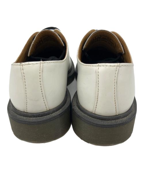 Dr.Martens（ドクターマーチン）Dr.Martens (ドクターマーチン) ドレスシューズ ホワイト サイズ:EU36の古着・服飾アイテム