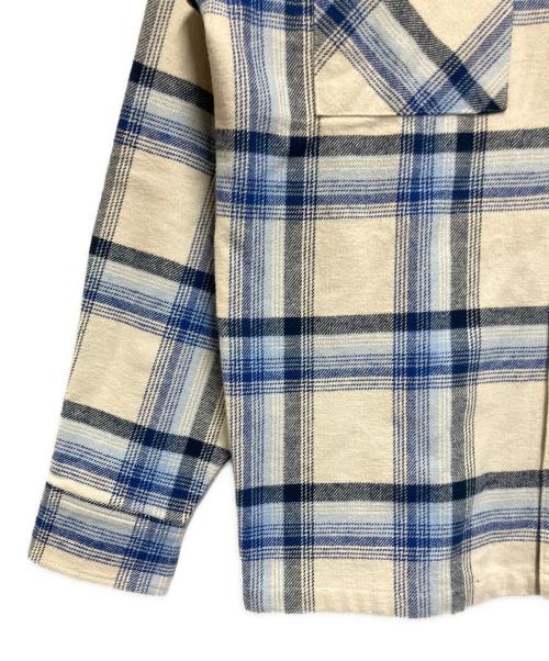 HUF（ハフ）HUF (ハフ) 長袖シャツ ホワイト×ブルー サイズ:SIZE Lの古着・服飾アイテム