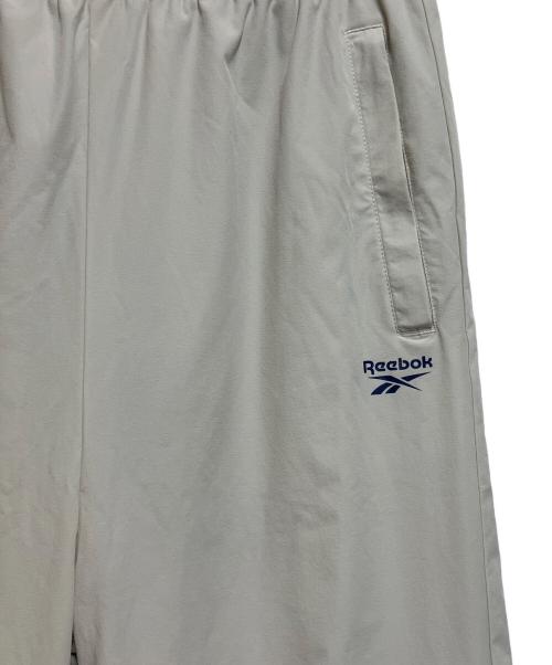 REEBOK（リーボック）REEBOK (リーボック) パンツ アイボリー サイズ:Ｍ 未使用品の古着・服飾アイテム