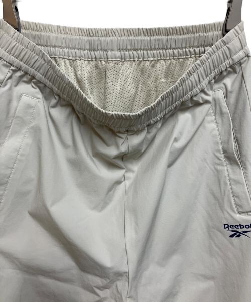 REEBOK（リーボック）REEBOK (リーボック) パンツ アイボリー サイズ:Ｍ 未使用品の古着・服飾アイテム
