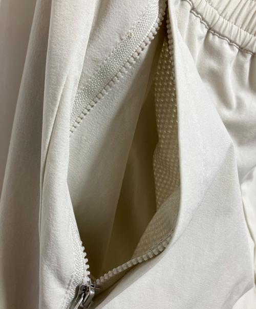 REEBOK（リーボック）REEBOK (リーボック) パンツ アイボリー サイズ:Ｍ 未使用品の古着・服飾アイテム
