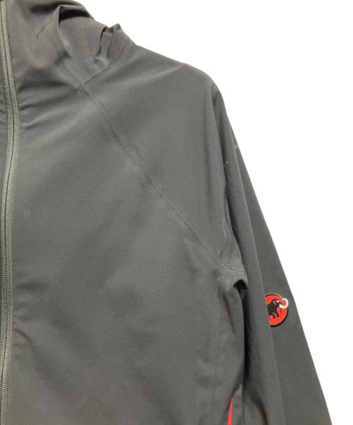 MAMMUT（マムート）MAMMUT (マムート) ナイロンジャケット ブラック×レッド サイズ:XLの古着・服飾アイテム