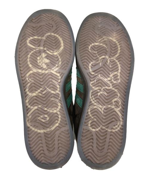 adidas（アディダス）adidas (アディダス) ローカットスニーカー ブラウン×グリーン サイズ:SIZE 26.5の古着・服飾アイテム