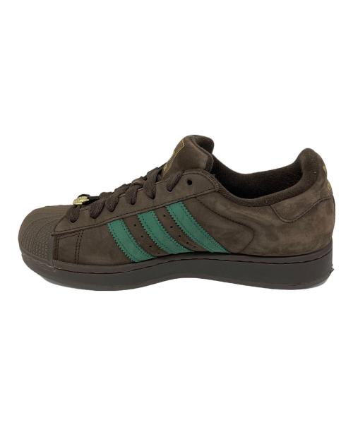adidas（アディダス）adidas (アディダス) ローカットスニーカー ブラウン×グリーン サイズ:SIZE 26.5の古着・服飾アイテム