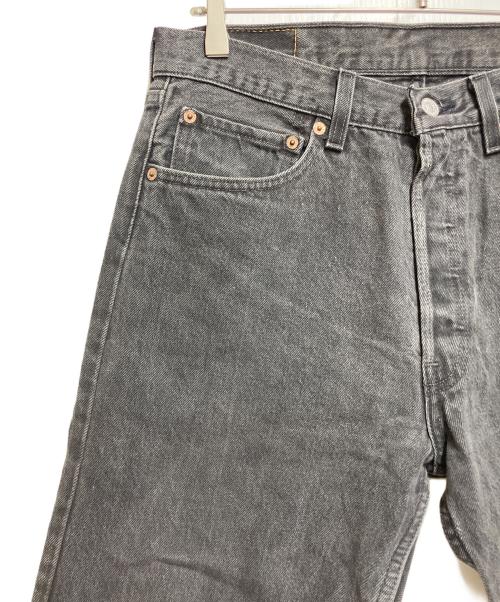 LEVI'S（リーバイス）LEVI'S (リーバイス) デニムパンツ グレー サイズ:SIZE 81cm(w32)の古着・服飾アイテム