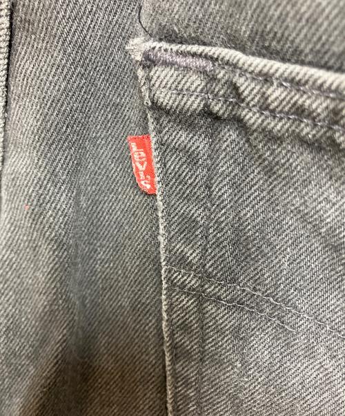 LEVI'S（リーバイス）LEVI'S (リーバイス) デニムパンツ グレー サイズ:SIZE 81cm(w32)の古着・服飾アイテム