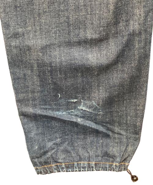 JUVENILE DELINQUENT（ジュベナイル デリンクエント）JUVENILE DELINQUENT (ジュベナイル デリンクエント) デニムパンツ ネイビー サイズ:SIZE 40の古着・服飾アイテム