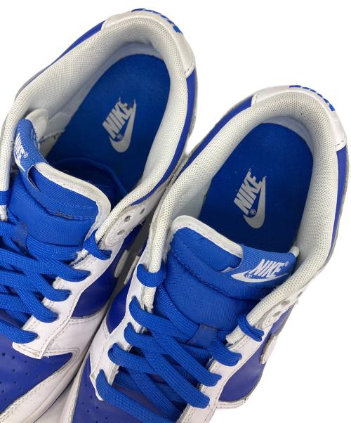 NIKE（ナイキ）NIKE (ナイキ) ローカットスニーカー ホワイト×ブルー サイズ:SIZE 26cmの古着・服飾アイテム
