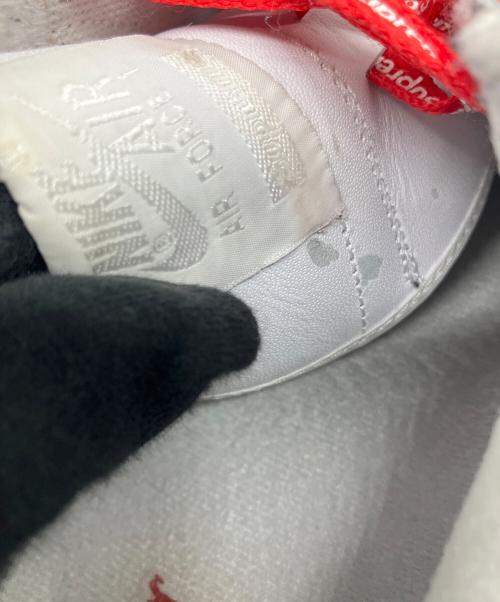 NIKE（ナイキ）NIKE (ナイキ) SUPREME (シュプリーム) ローカットスニーカー ホワイト サイズ:SIZE 26.5の古着・服飾アイテム